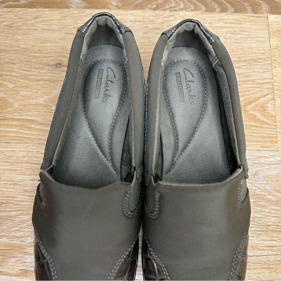 Clarks Collections Gael Beam Faux Alligator Slip On Loafer Shoes - Picture 7 of 11